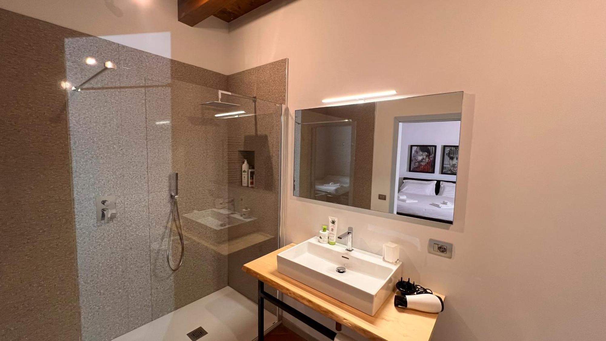 Casa Viola Apartment Bergamo Luaran gambar